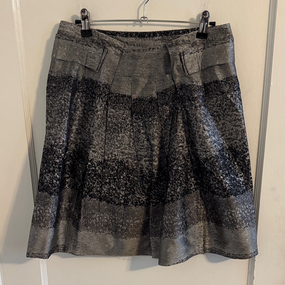 Pringle of Scotland Grey and Black Lined Pleated Skirt US 6 EU 38